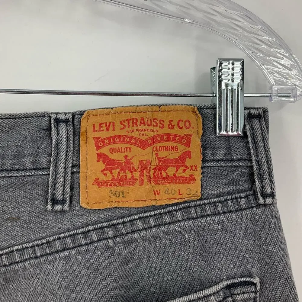 Levi’s‎ 501's Jeans Gray Men’s Size 40x32 Button Fly